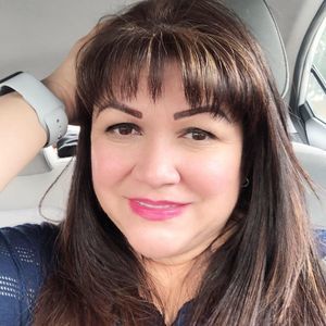 Meet your Posher, Doritza